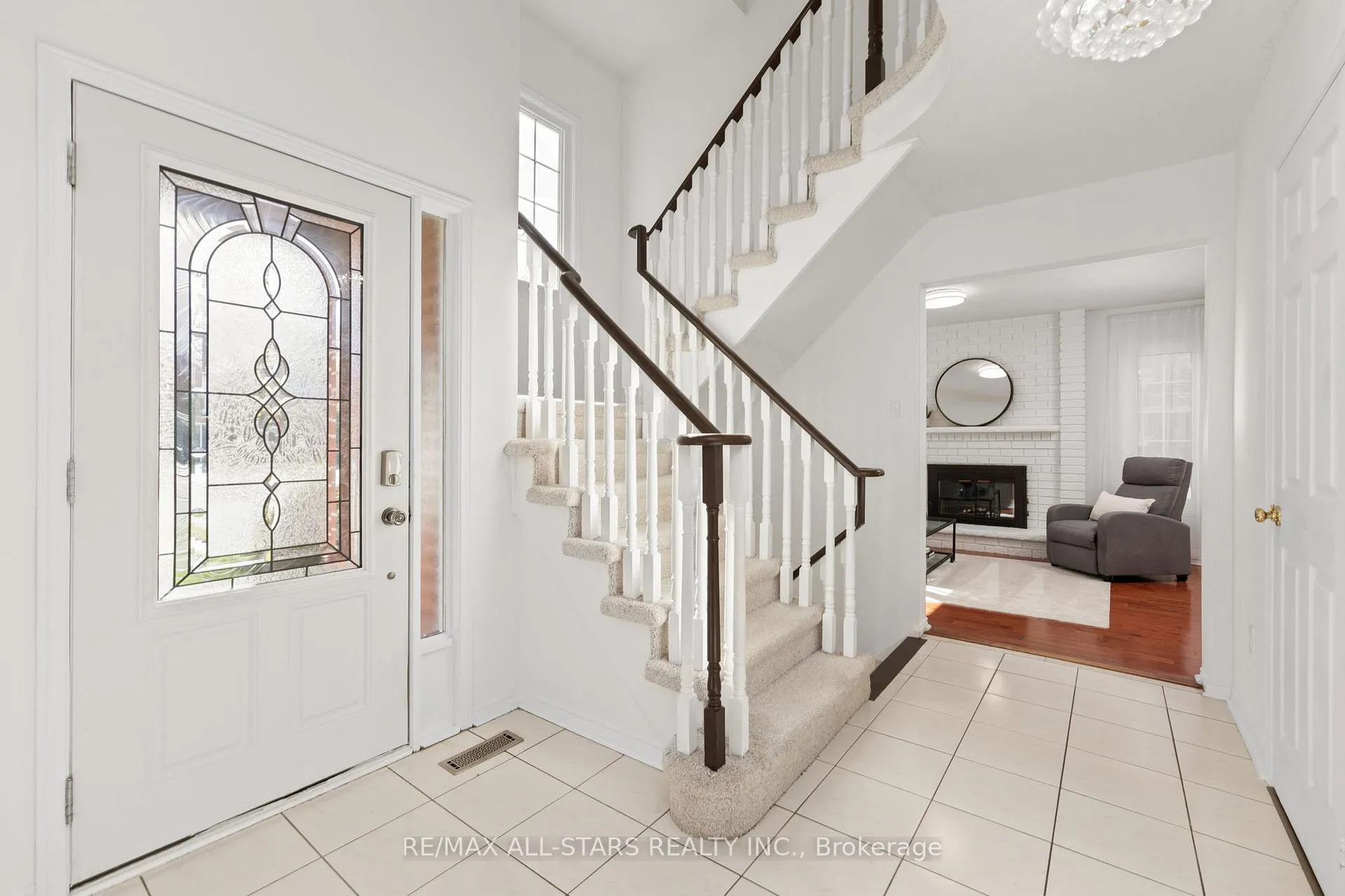 Photo 20 of 83 John Stiver Crescent, Markham, Buttonville — HOMEH
