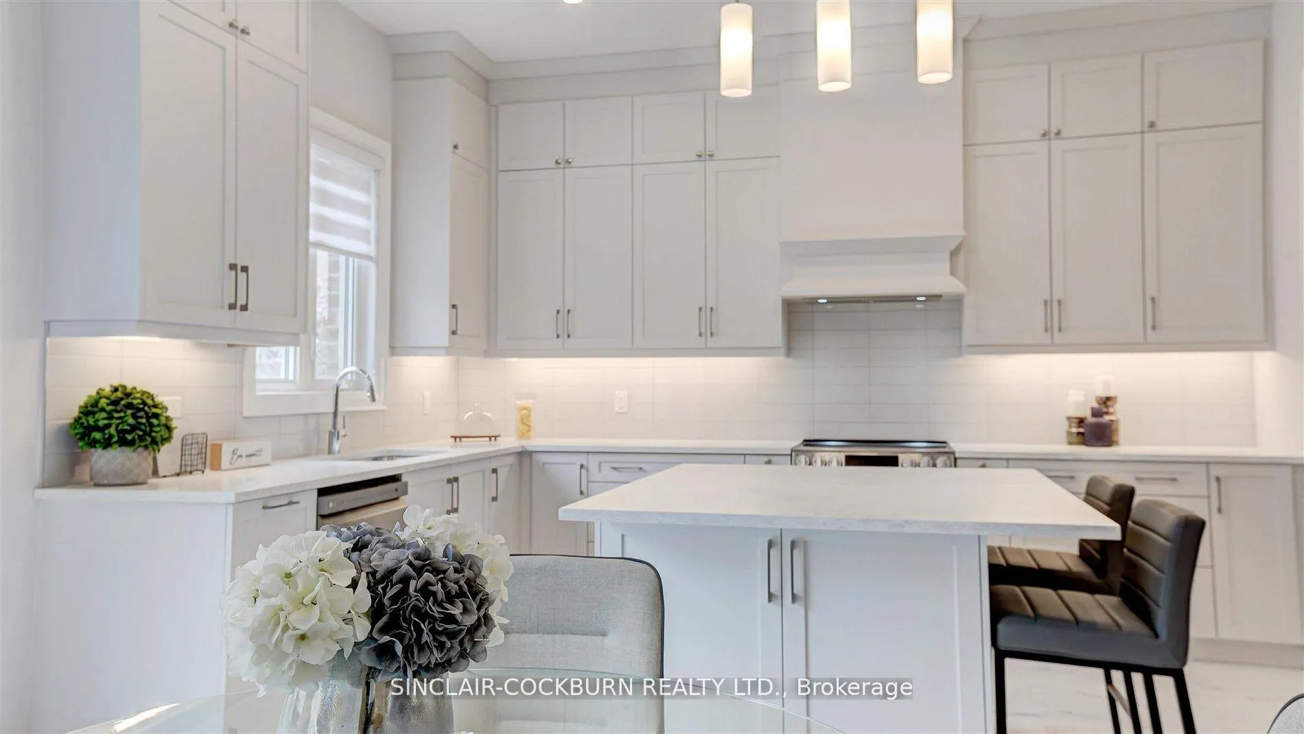 Photo 8 of 14 John Anthony Drive, Markham, Cathedraltown — HOMEH