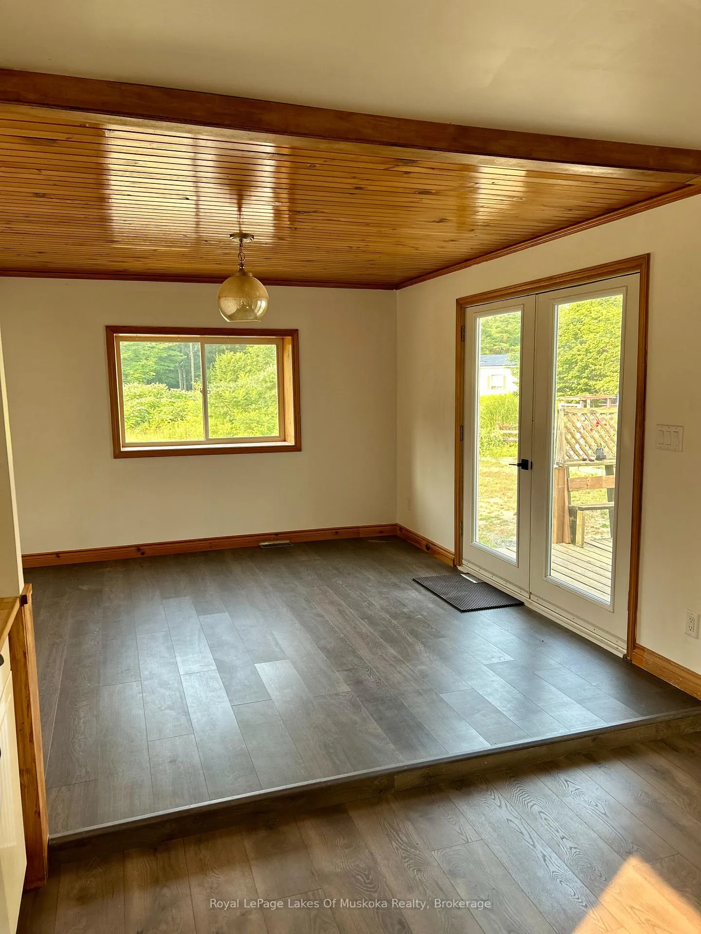 Photo 15 of Unit 8, 1701 Highway 11, Gravenhurst, Morrison — HOMEH