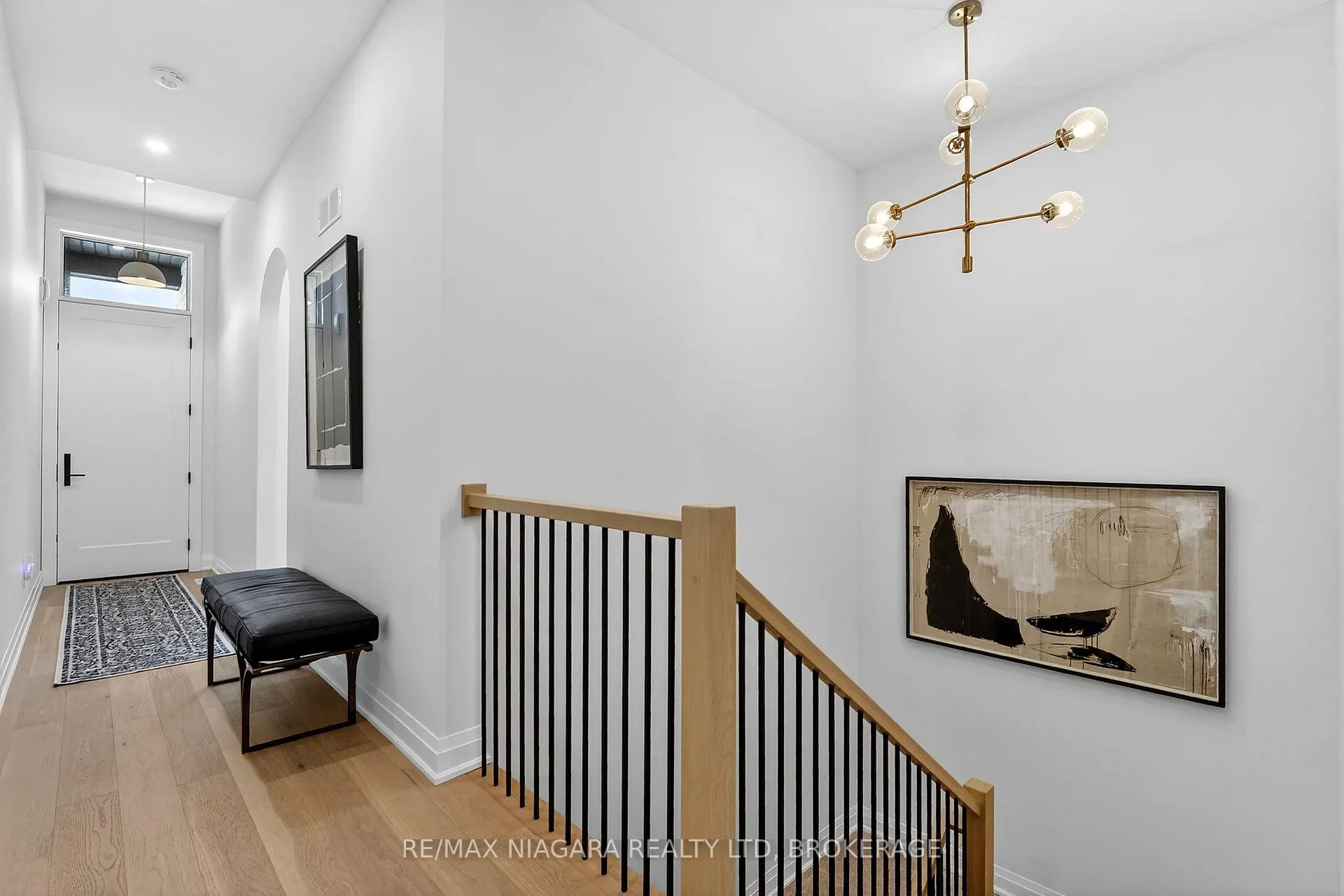 Photo 5 of Unit 8, 41 Ivy Crescent, Thorold, Confederation Heights — HOMEH