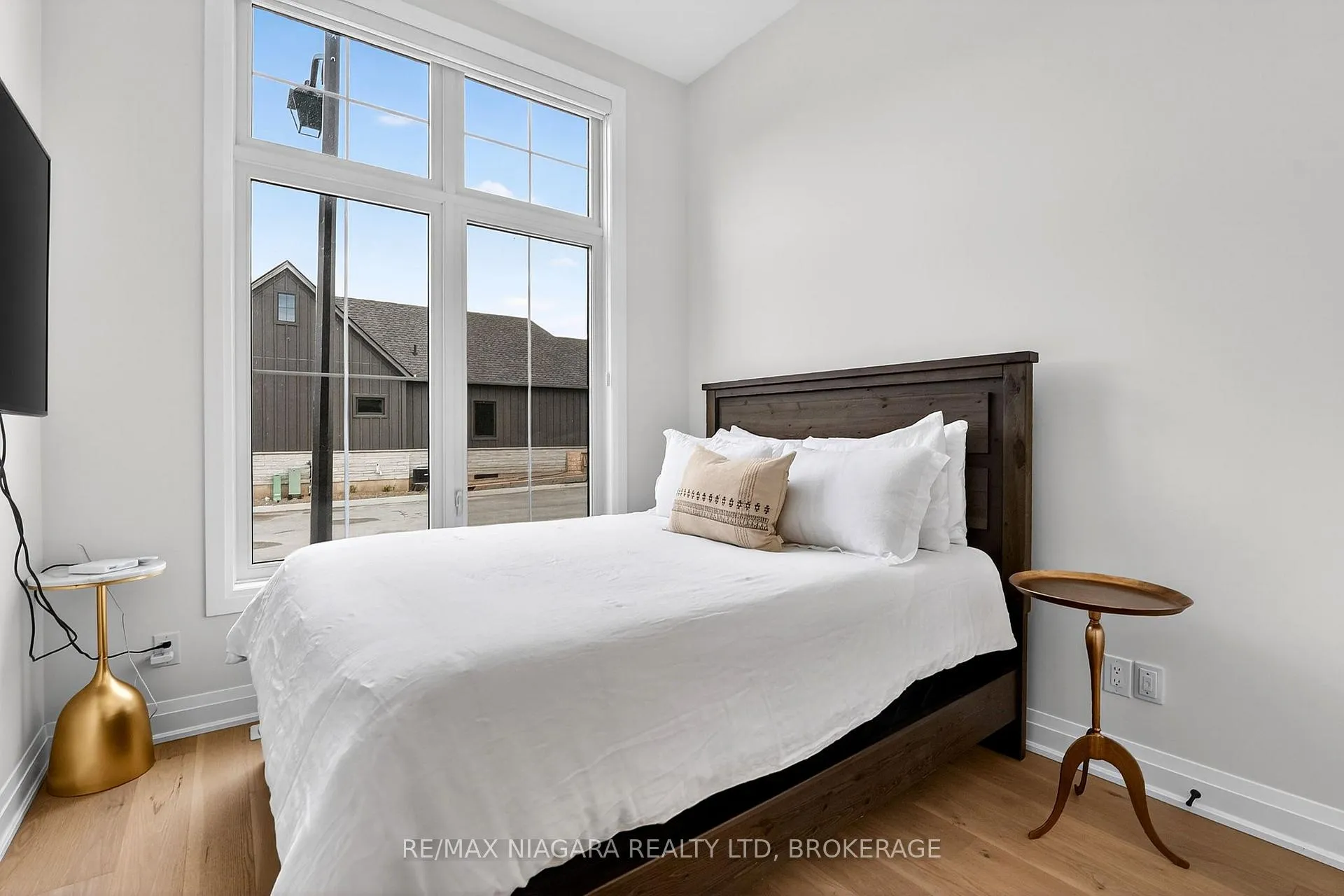 Photo 28 of Unit 8, 41 Ivy Crescent, Thorold, Confederation Heights — HOMEH