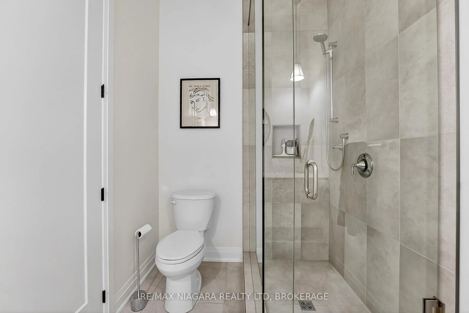 Photo 31 of Unit 8, 41 Ivy Crescent, Thorold, Confederation Heights — HOMEH