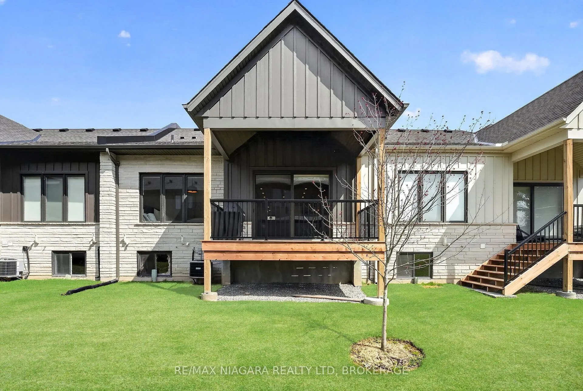 Photo 35 of Unit 8, 41 Ivy Crescent, Thorold, Confederation Heights — HOMEH