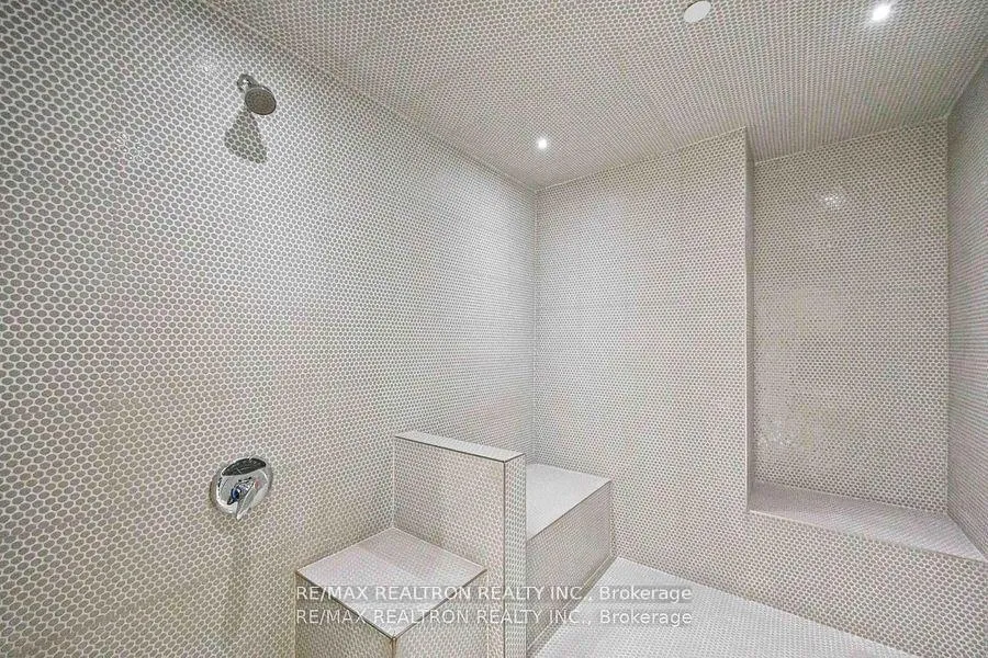 Photo 24 of Unit 1501, 30 Roehampton Avenue, Toronto, Mount Pleasant West — HOMEH