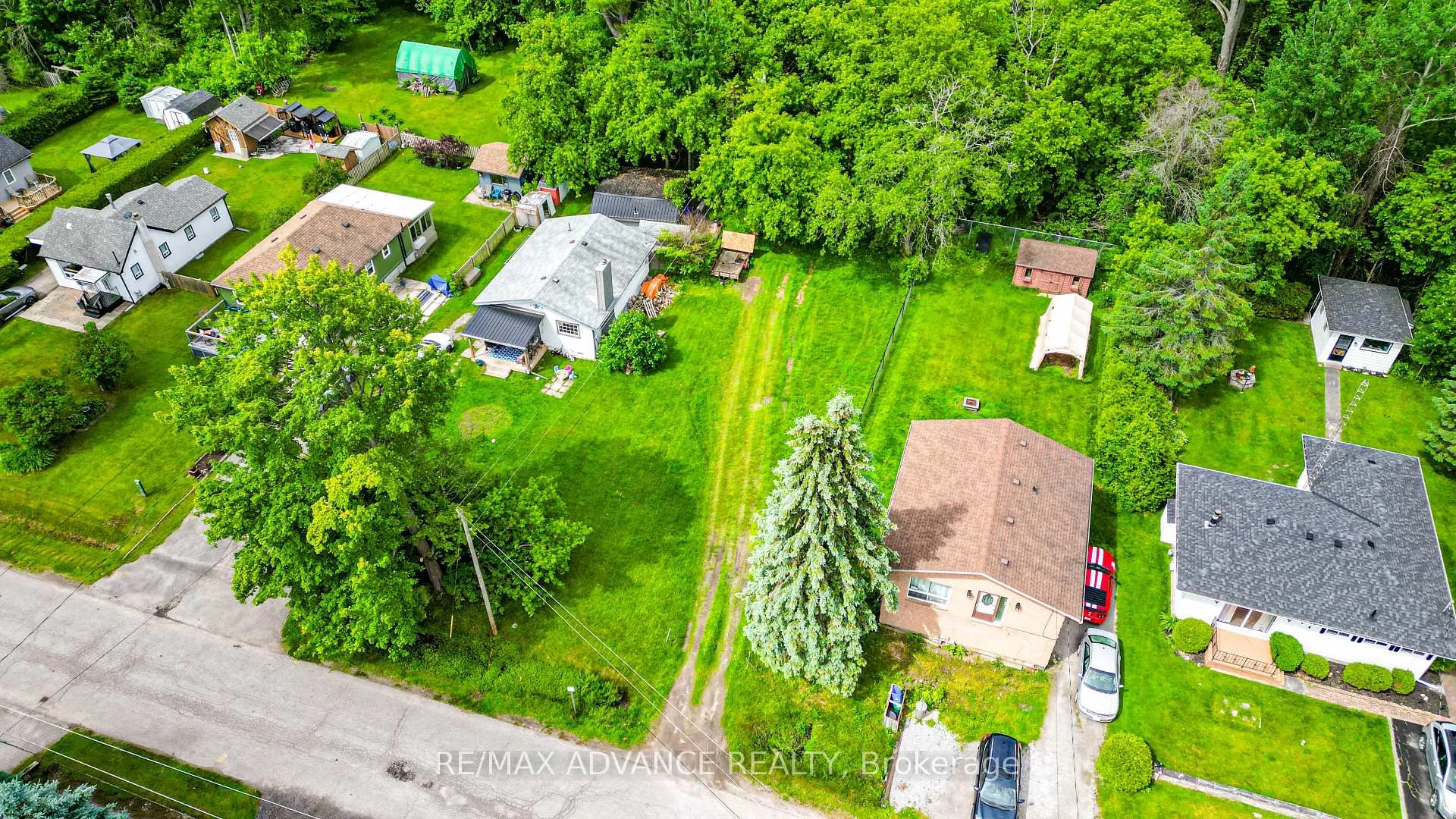 Photo 5 of 100 Dunkirk Avenue, Georgina, Sutton & Jackson's Point — HOMEH