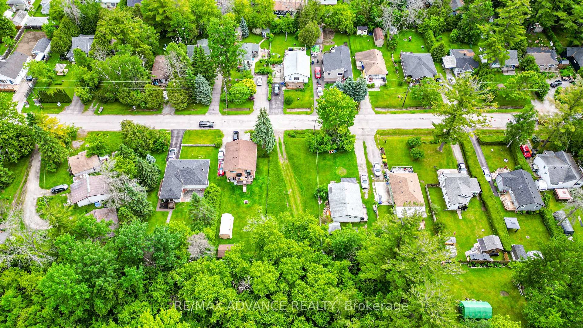 Photo 7 of 100 Dunkirk Avenue, Georgina, Sutton & Jackson's Point — HOMEH