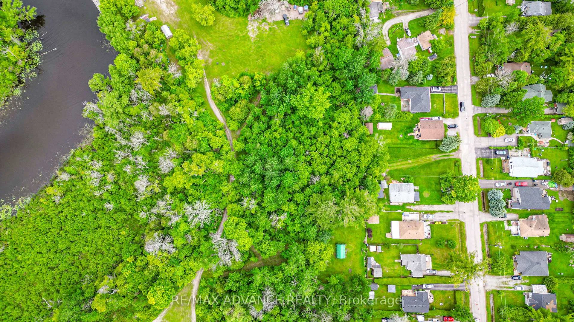 Photo 9 of 100 Dunkirk Avenue, Georgina, Sutton & Jackson's Point — HOMEH