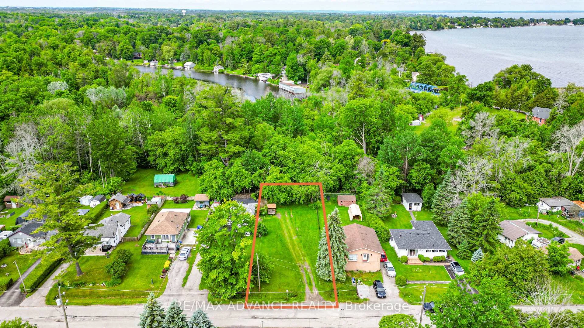 Photo 10 of 100 Dunkirk Avenue, Georgina, Sutton & Jackson's Point — HOMEH