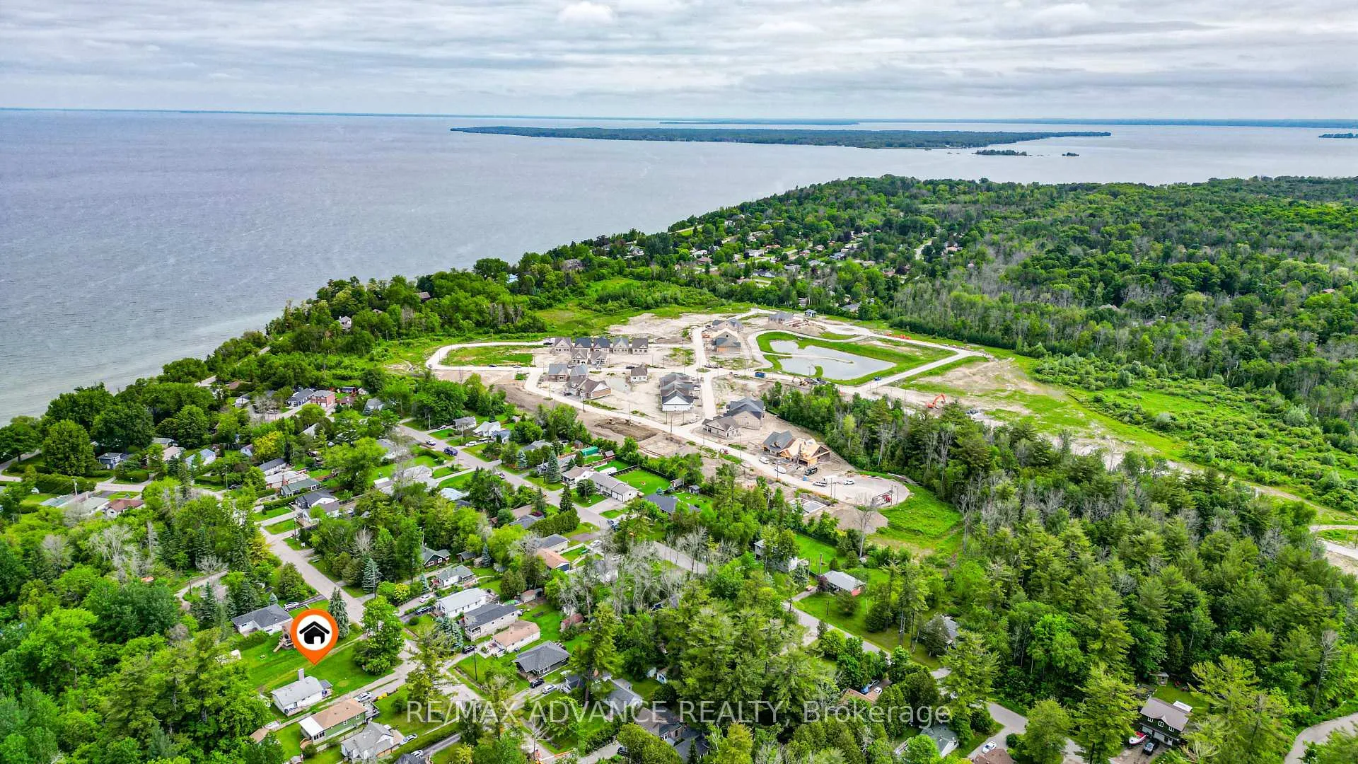 Photo 36 of 100 Dunkirk Avenue, Georgina, Sutton & Jackson's Point — HOMEH