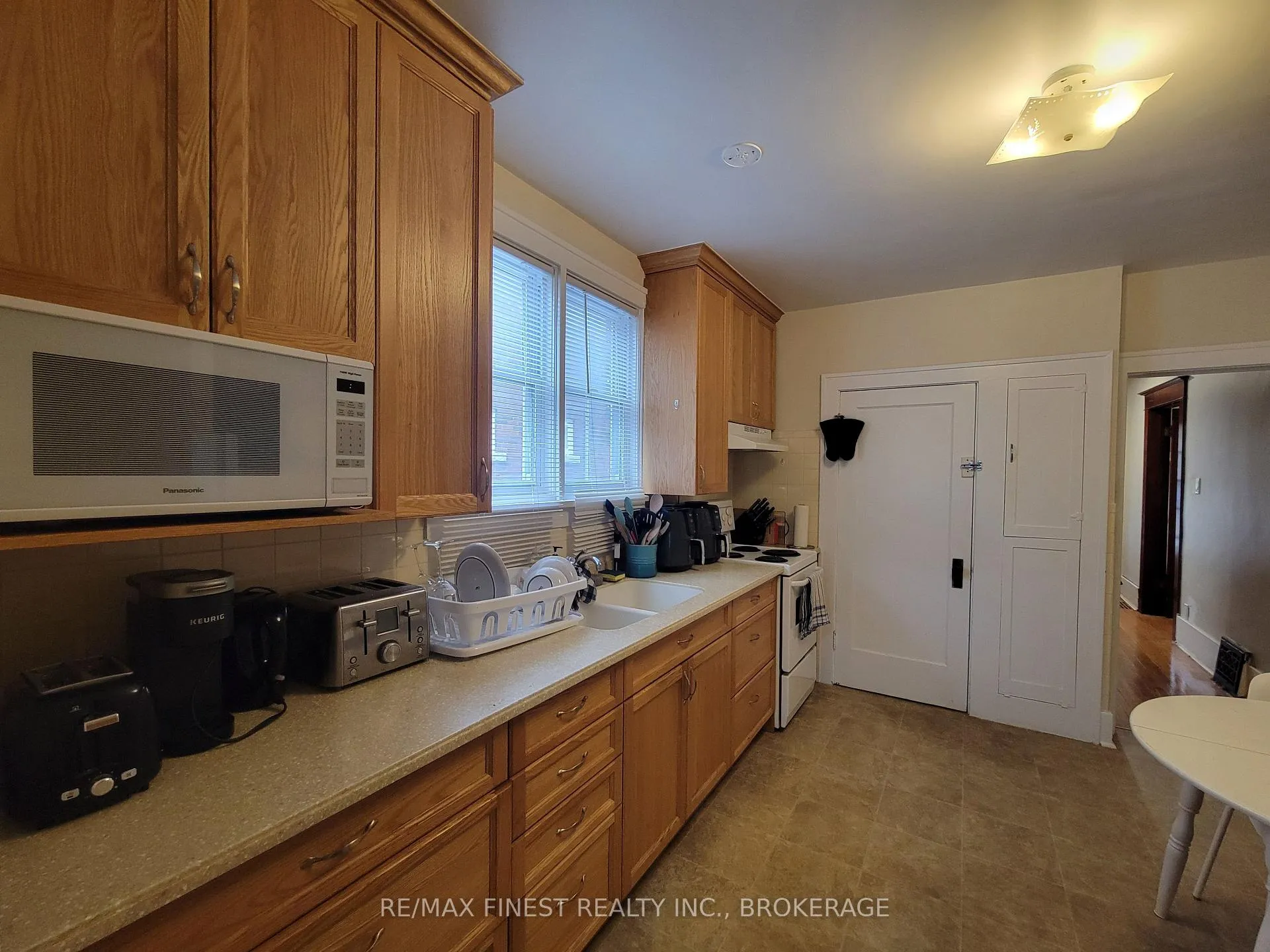 Photo 9 of 48 Dundas Street, Kingston, Central City East — HOMEH