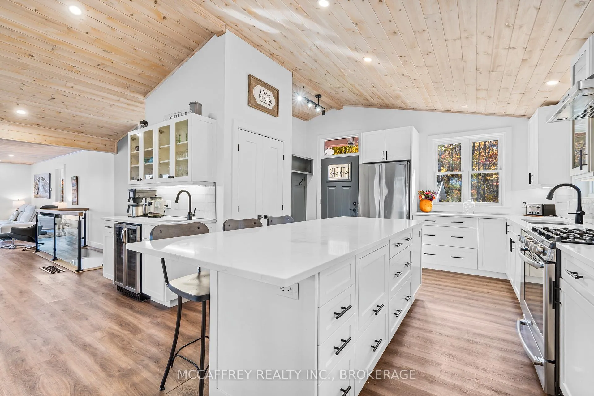 Photo 8 of 1140 Phillips Lane, Frontenac, Frontenac Centre — HOMEH