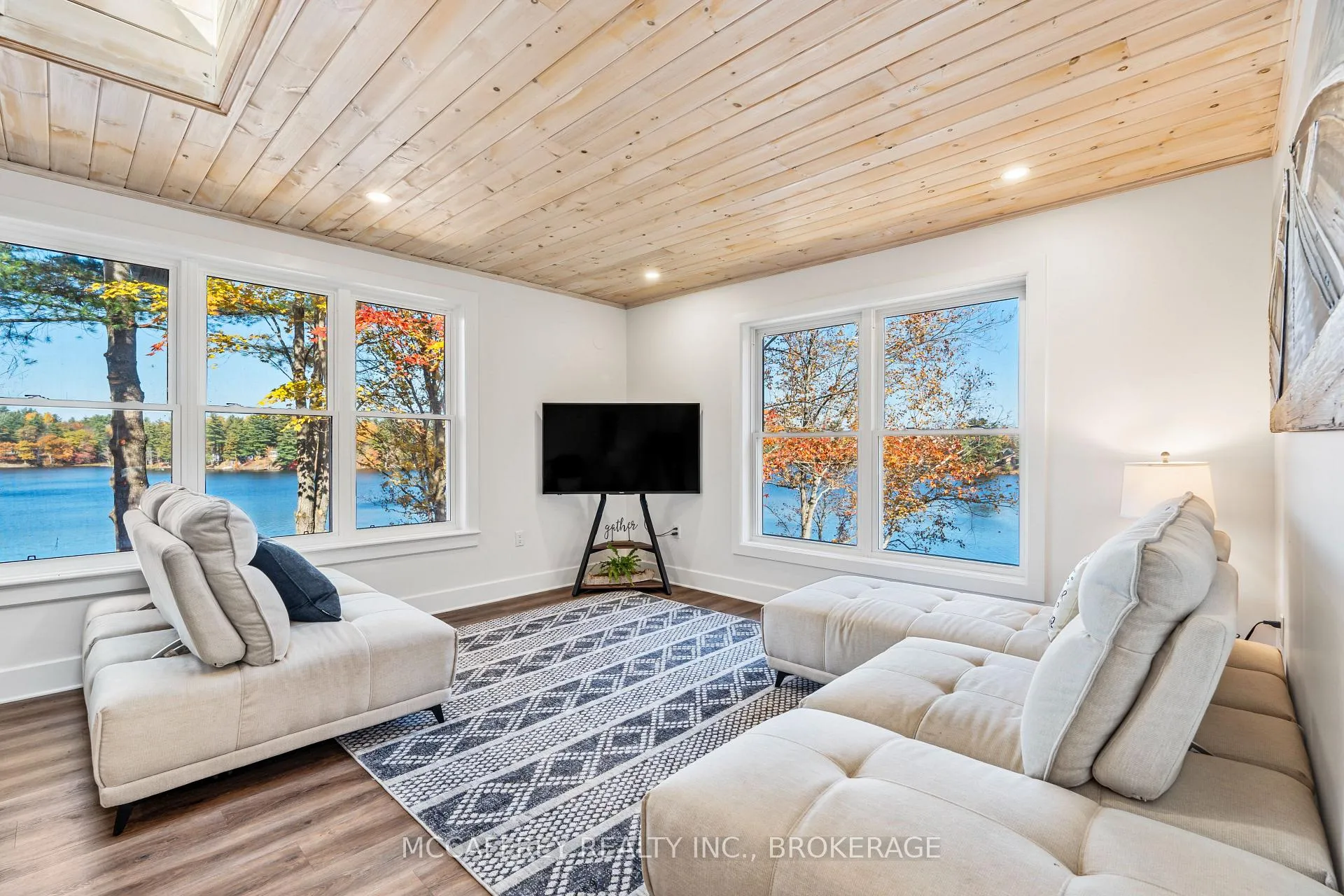 Photo 13 of 1140 Phillips Lane, Frontenac, Frontenac Centre — HOMEH