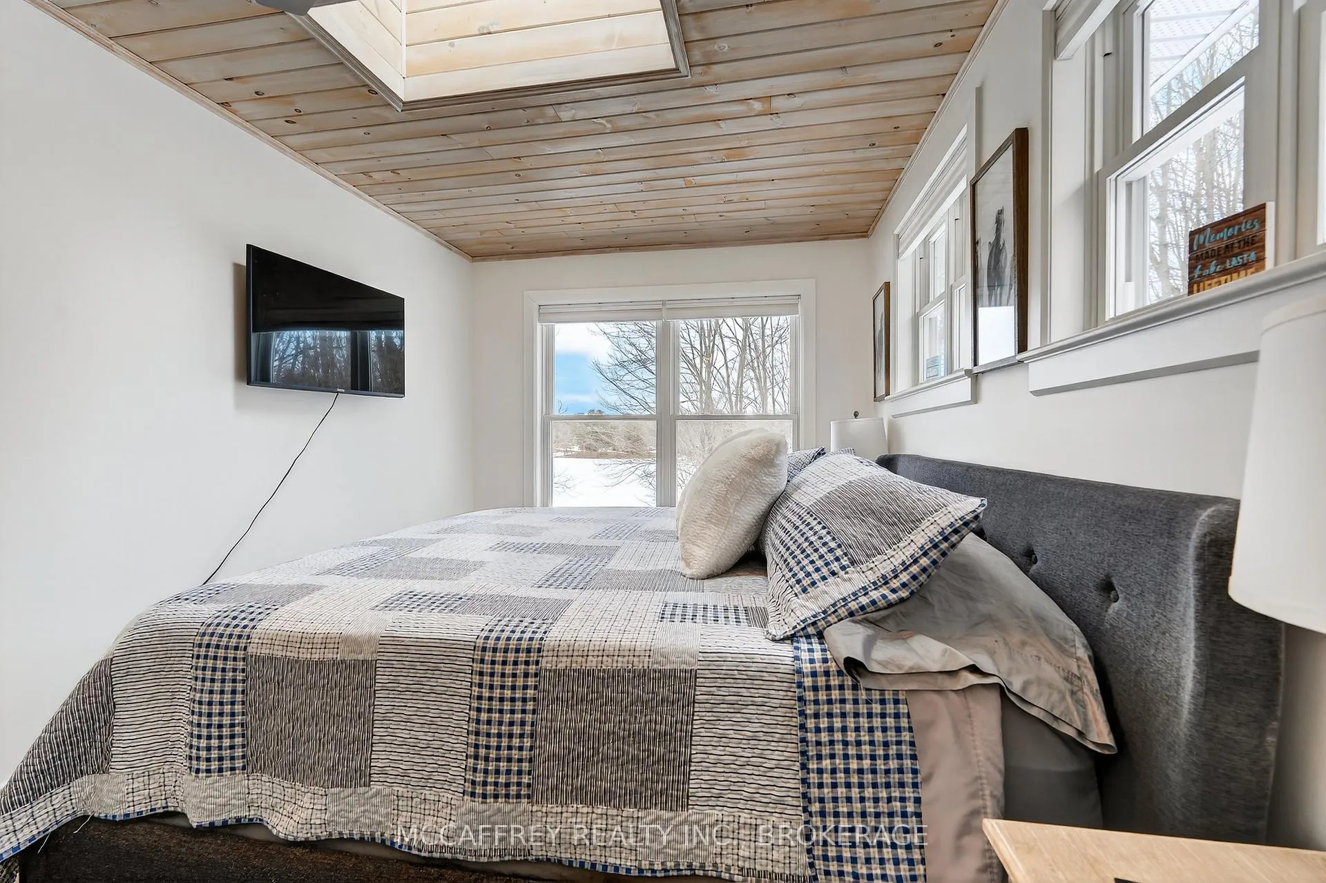 Photo 21 of 1140 Phillips Lane, Frontenac, Frontenac Centre — HOMEH