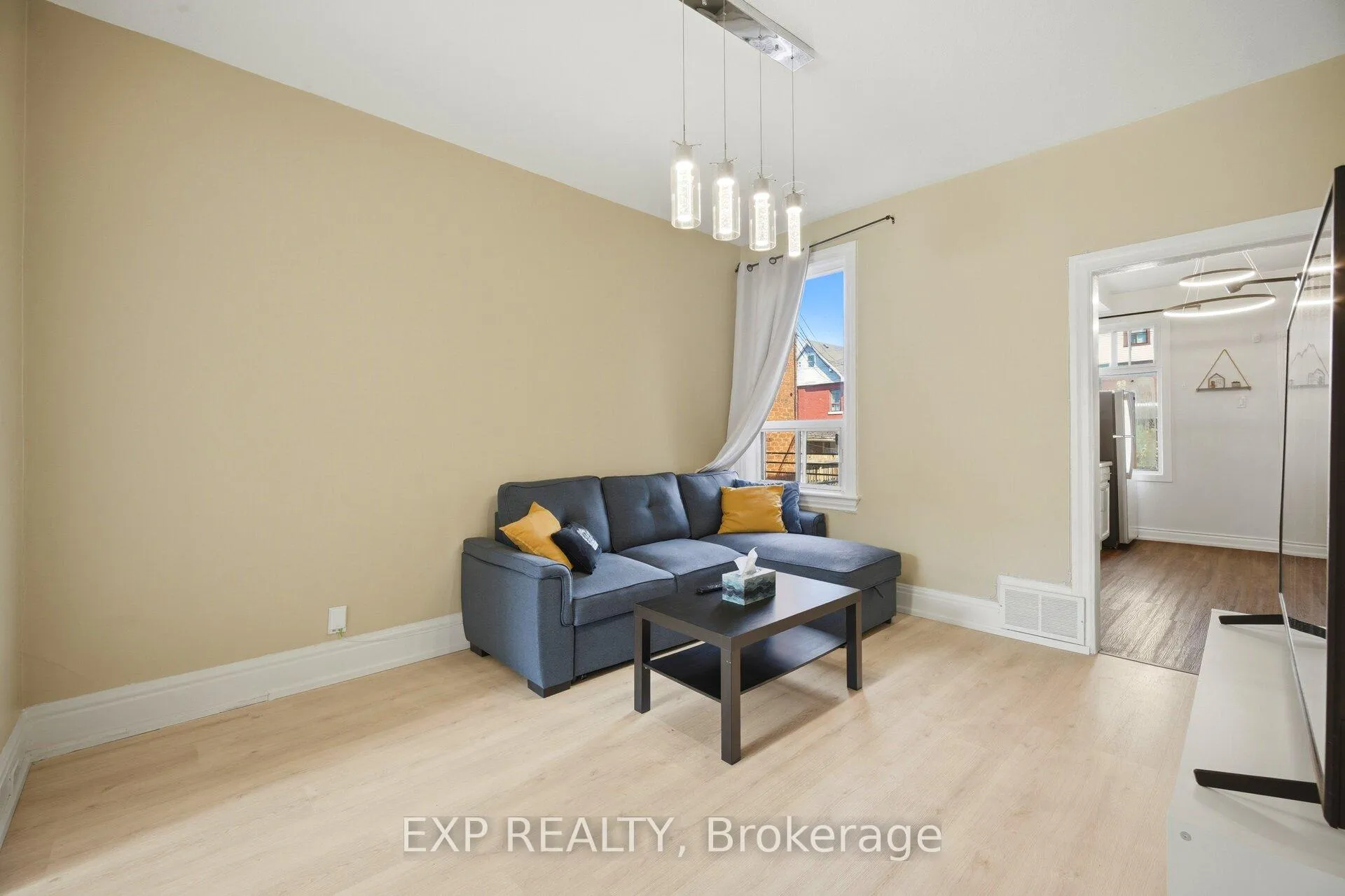 Photo 9 of 38 Madison Avenue, Hamilton, Gibson — HOMEH