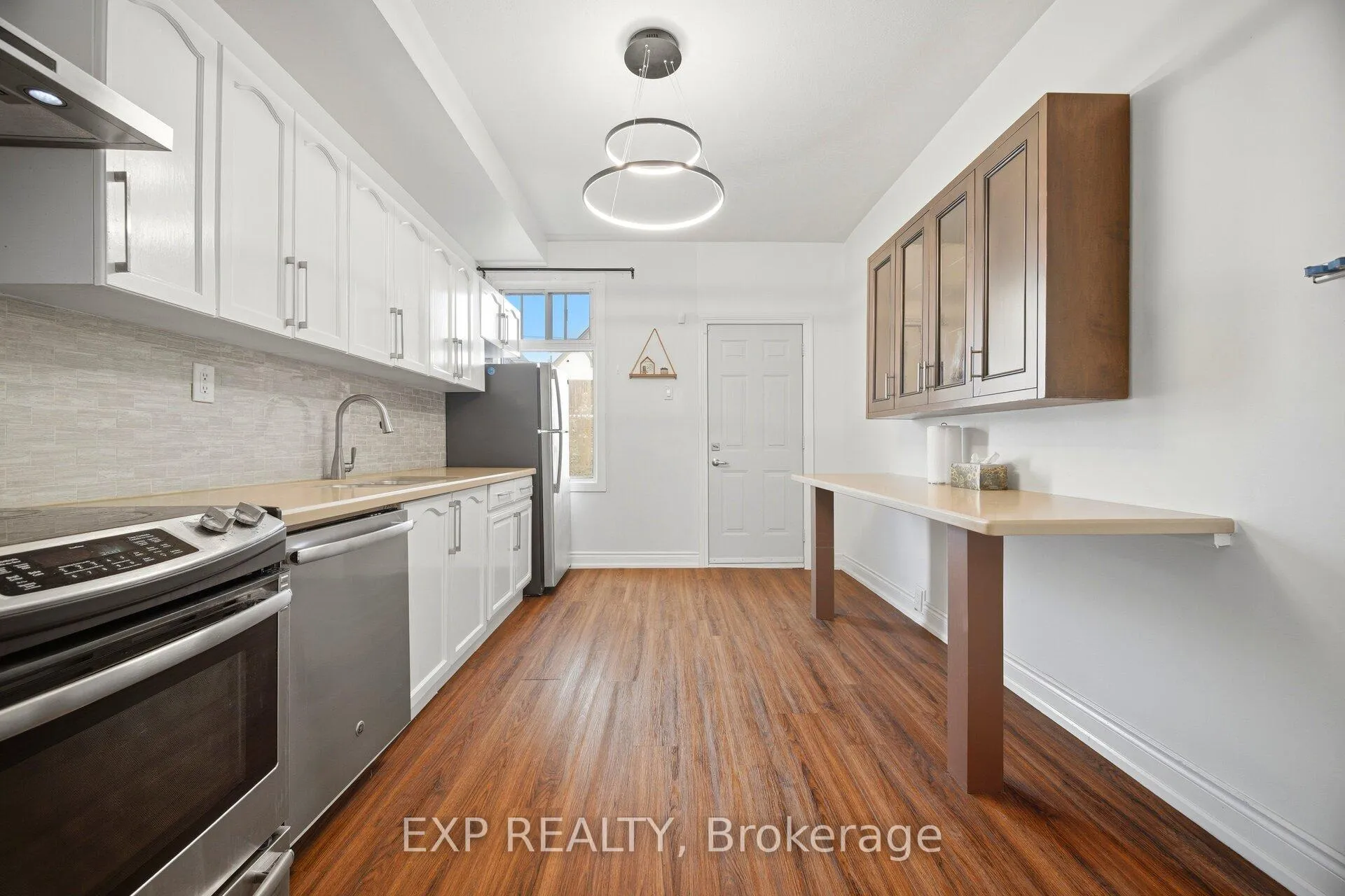 Photo 13 of 38 Madison Avenue, Hamilton, Gibson — HOMEH