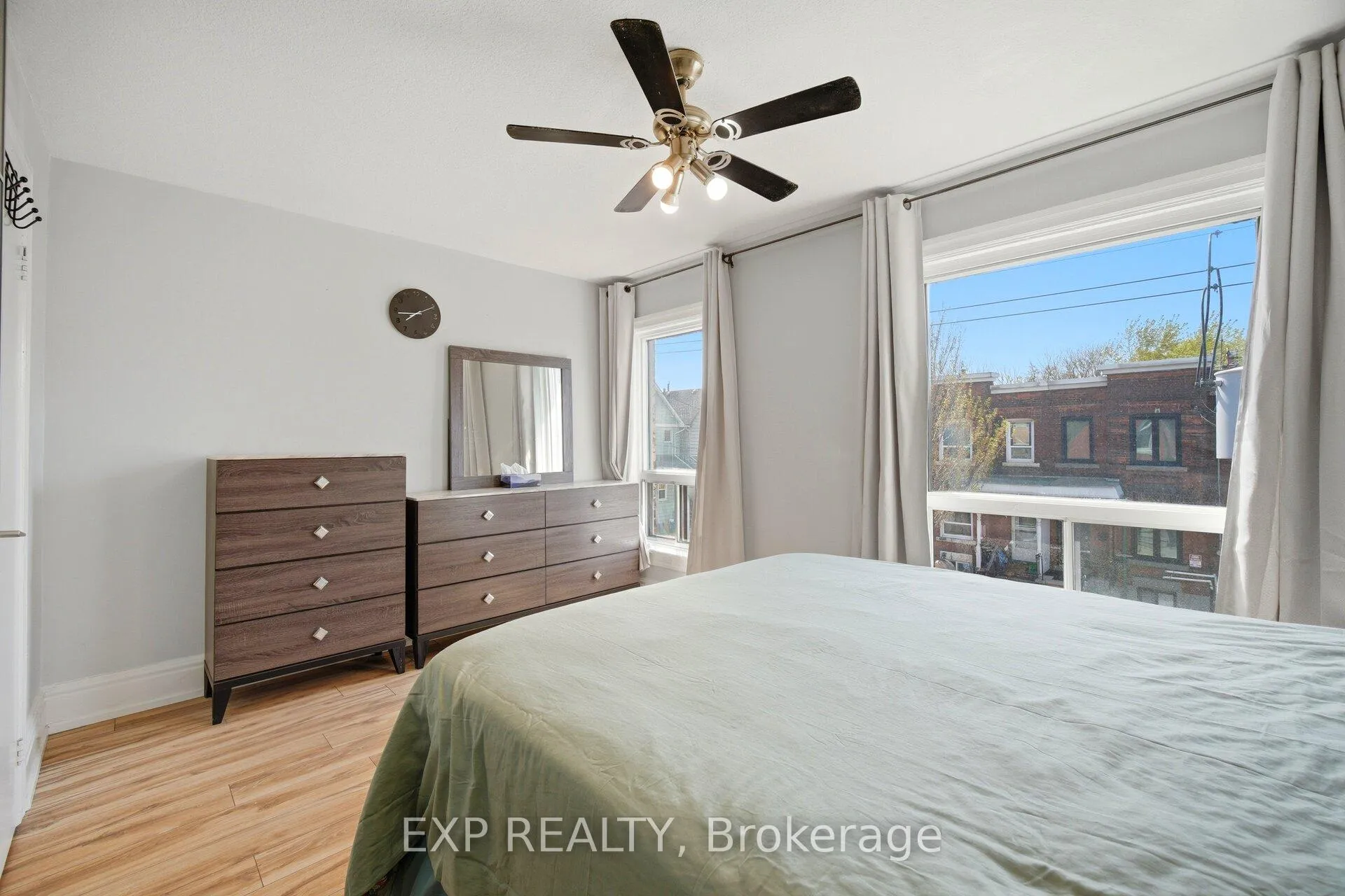 Photo 19 of 38 Madison Avenue, Hamilton, Gibson — HOMEH