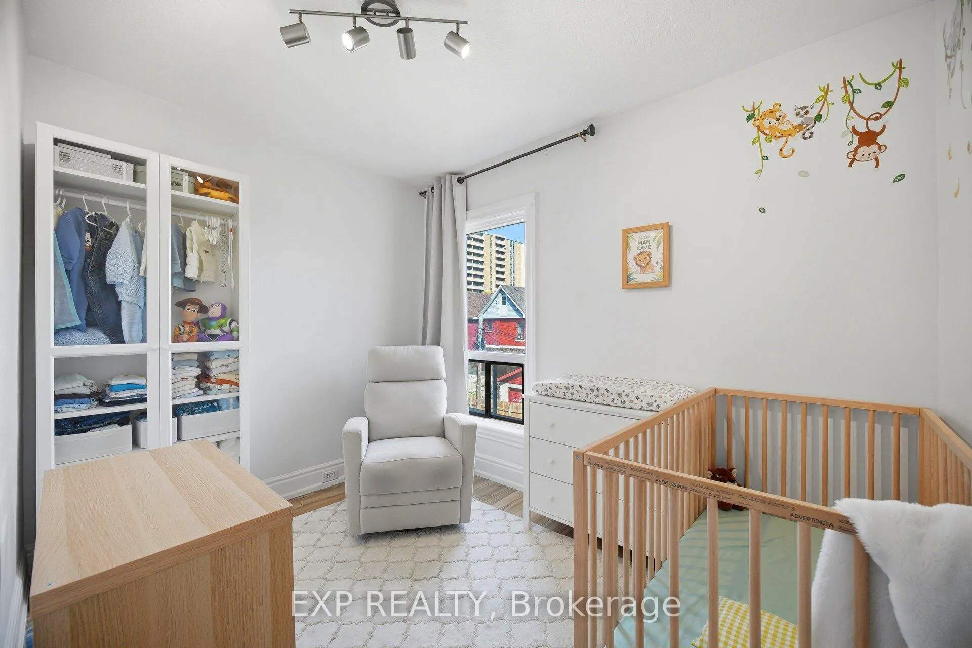 Photo 24 of 38 Madison Avenue, Hamilton, Gibson — HOMEH