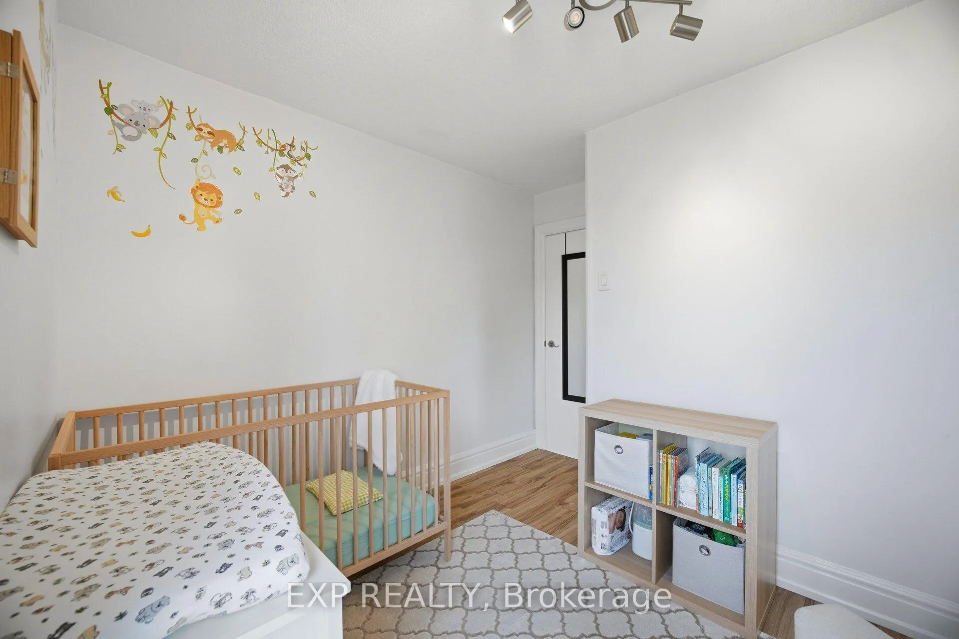Photo 25 of 38 Madison Avenue, Hamilton, Gibson — HOMEH