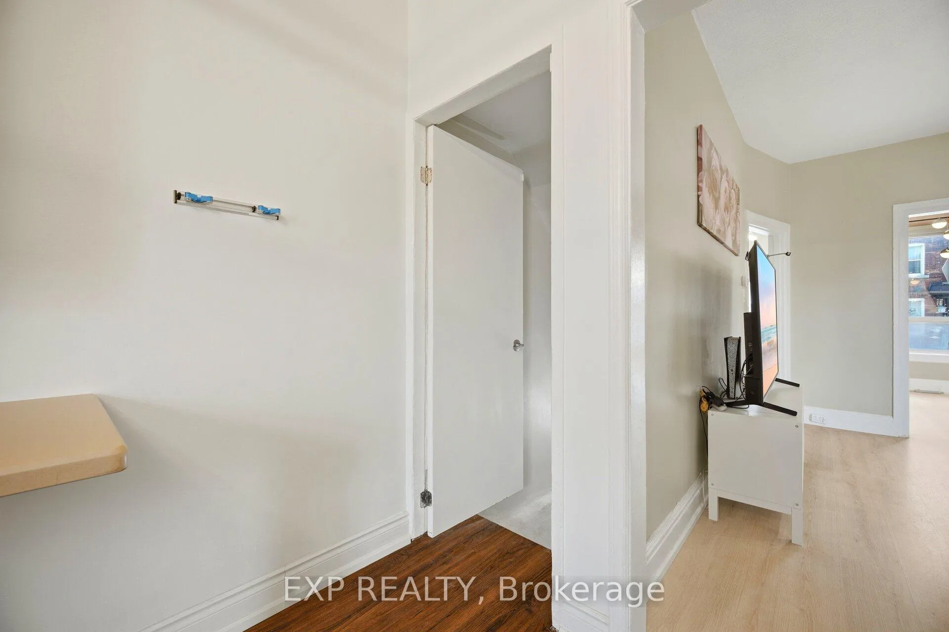 Photo 27 of 38 Madison Avenue, Hamilton, Gibson — HOMEH