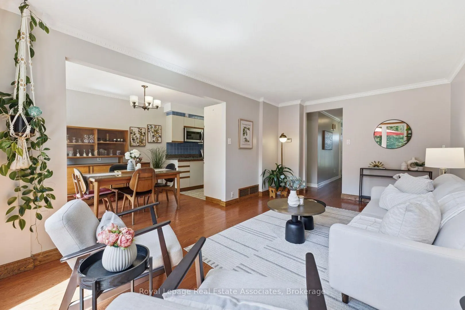 Photo 6 of Unit 5, 1616 Haig Boulevard, Mississauga, Lakeview — HOMEH