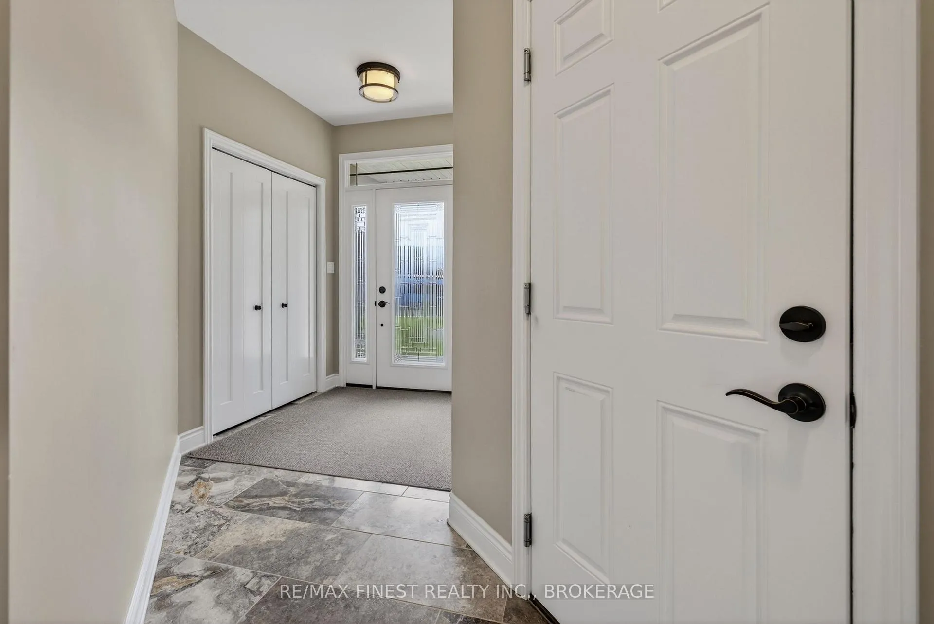 Photo 9 of 370 Nalon Road, Gananoque — HOMEH