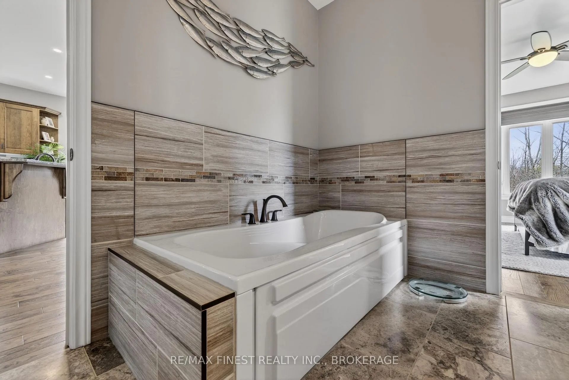 Photo 16 of 370 Nalon Road, Gananoque — HOMEH