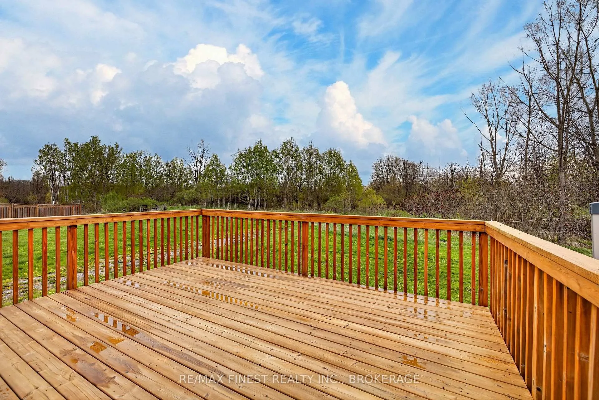 Photo 40 of 370 Nalon Road, Gananoque — HOMEH