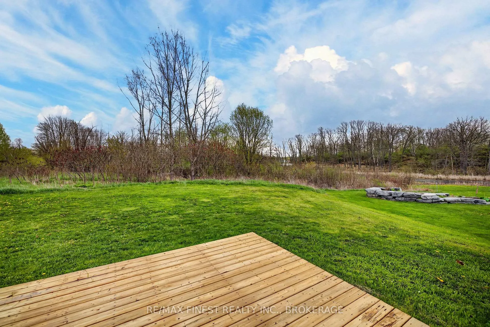 Photo 44 of 370 Nalon Road, Gananoque — HOMEH