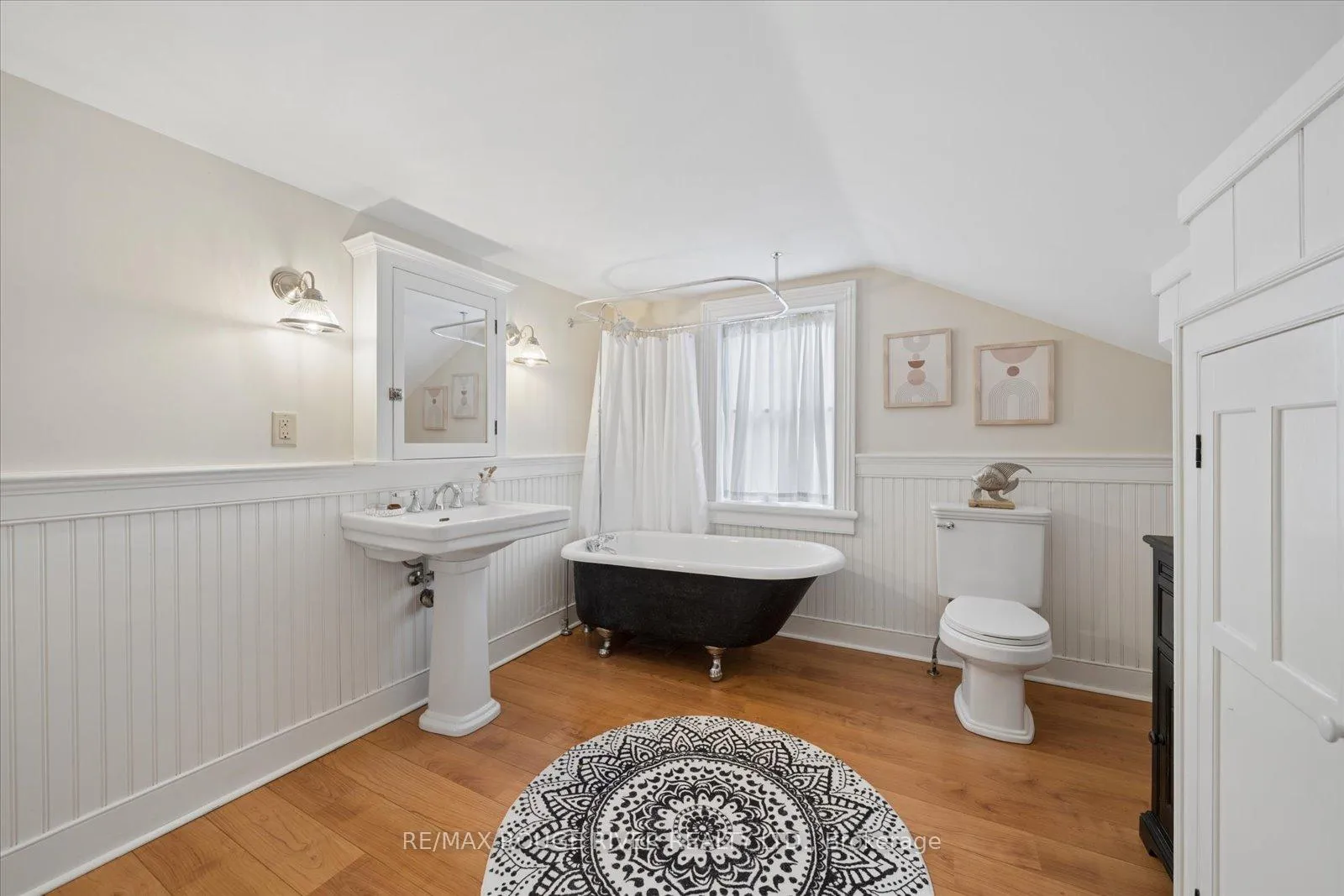 Photo 31 of 63 Downey Drive, Whitby, Brooklin — HOMEH