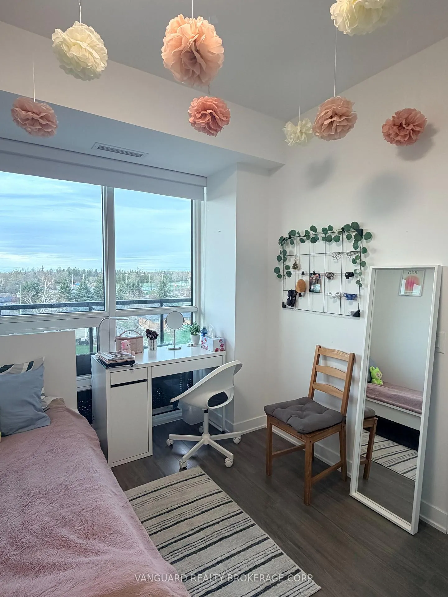 Photo 17 of Unit 425, 681 Yonge Street, Barrie, Painswick South — HOMEH
