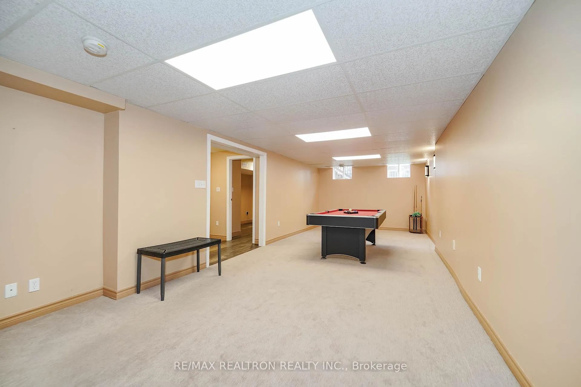 Photo 17 of 434 Stonegate Avenue, Oshawa, Samac — HOMEH