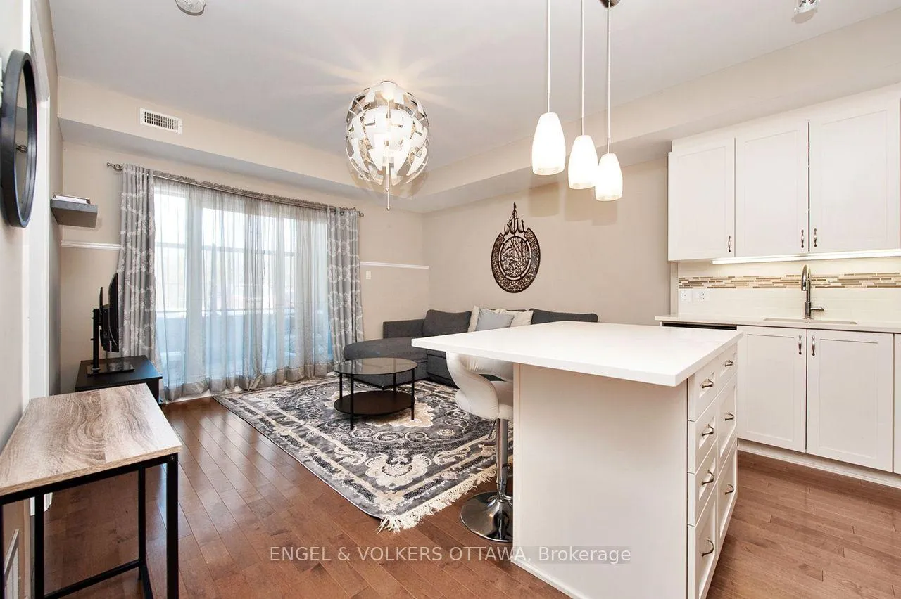 Photo 2 of Unit 103, 655 Beauparc Private, Ottawa, Cyrville — HOMEH