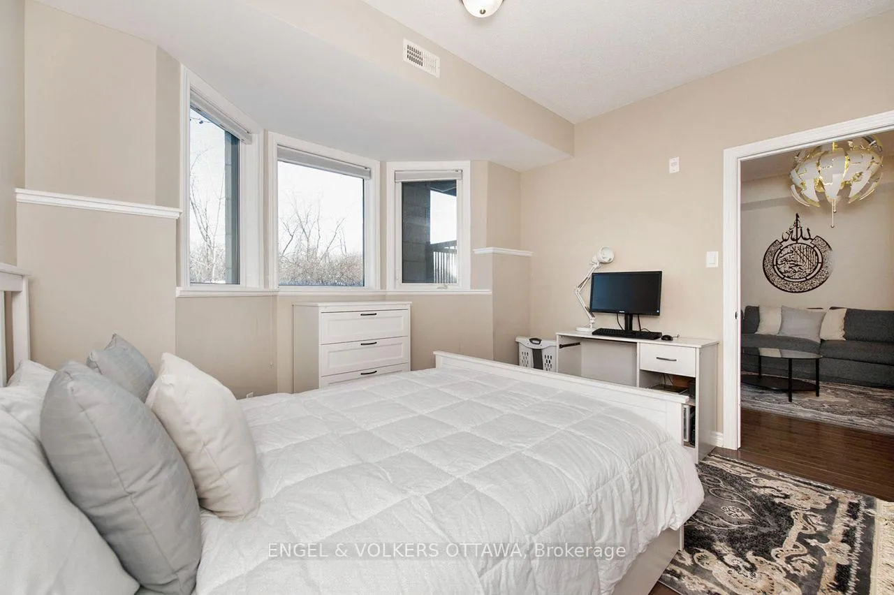 Photo 8 of Unit 103, 655 Beauparc Private, Ottawa, Cyrville — HOMEH