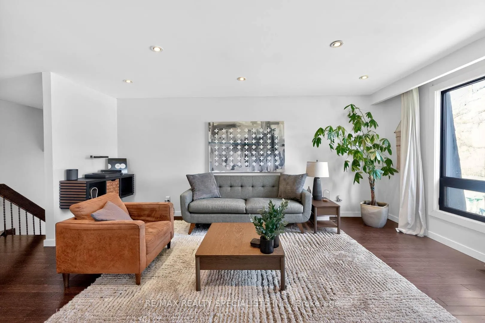 Photo 5 of 2601 Windjammer Road, Mississauga, Erin Mills — HOMEH