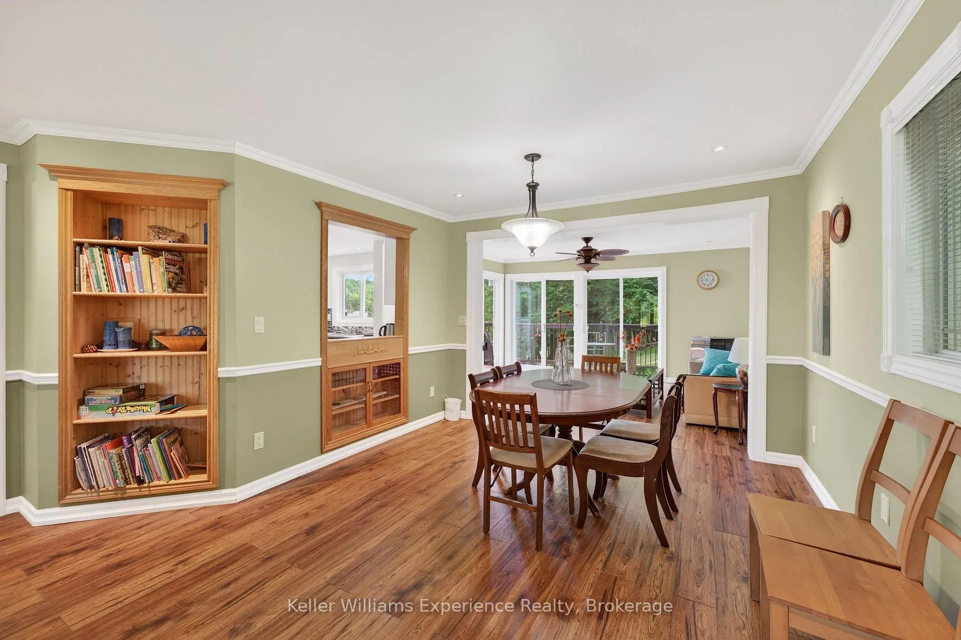 Photo 12 of 1236 Golden Beach Road, Bracebridge, Monck (Bracebridge) — HOMEH