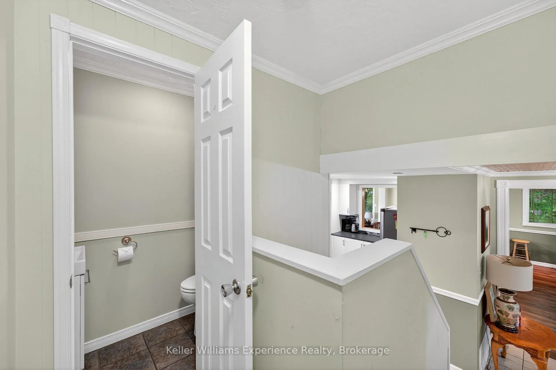 Photo 18 of 1236 Golden Beach Road, Bracebridge, Monck (Bracebridge) — HOMEH