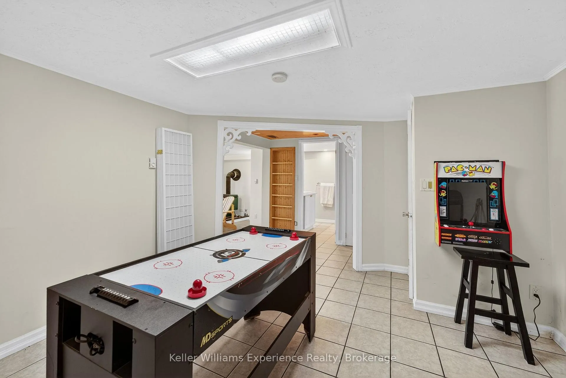 Photo 26 of 1236 Golden Beach Road, Bracebridge, Monck (Bracebridge) — HOMEH