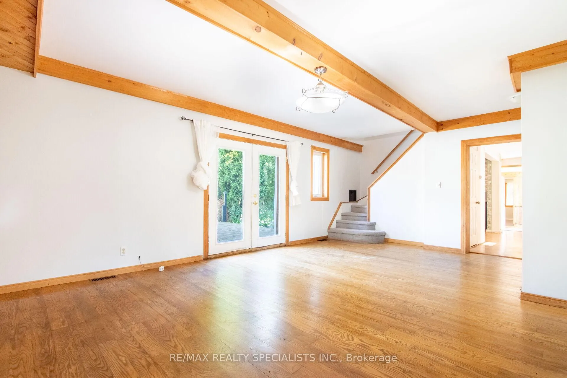 Photo 5 of 25 Dundas Street W, Erin — HOMEH
