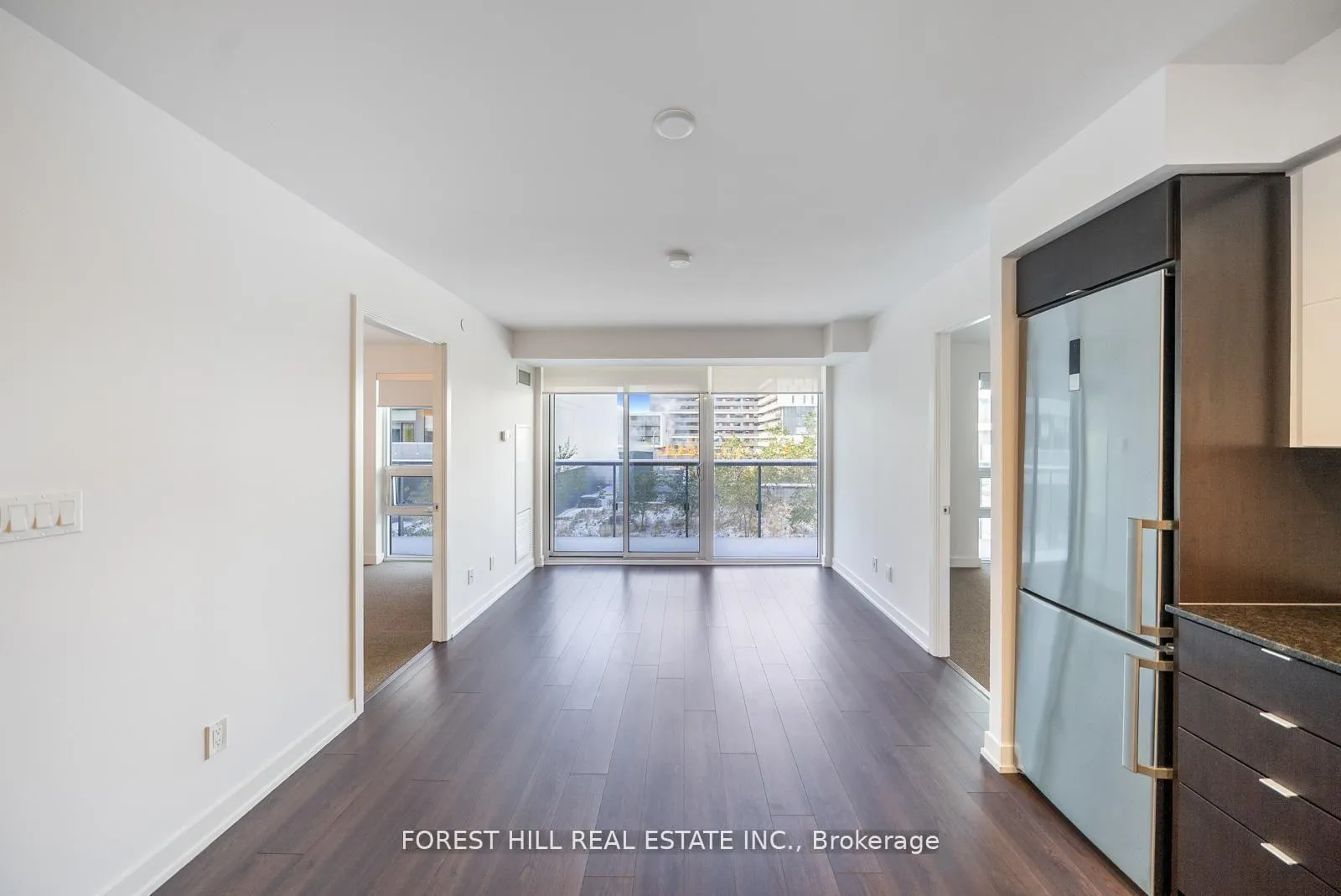 Photo 11 of Unit 423, 120 Varna Drive, Toronto, Englemount-Lawrence — HOMEH