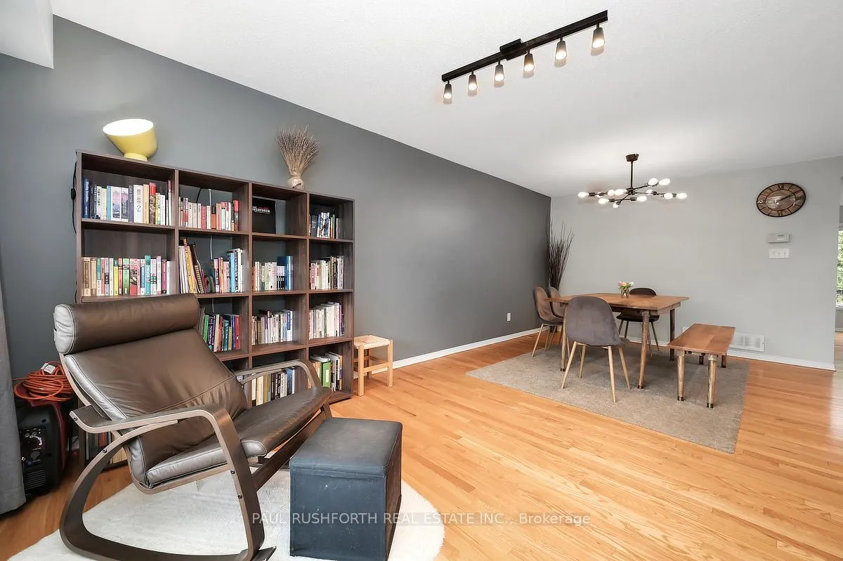 Photo 9 of 2123 Esprit Drive, Ottawa, Avalon East — HOMEH