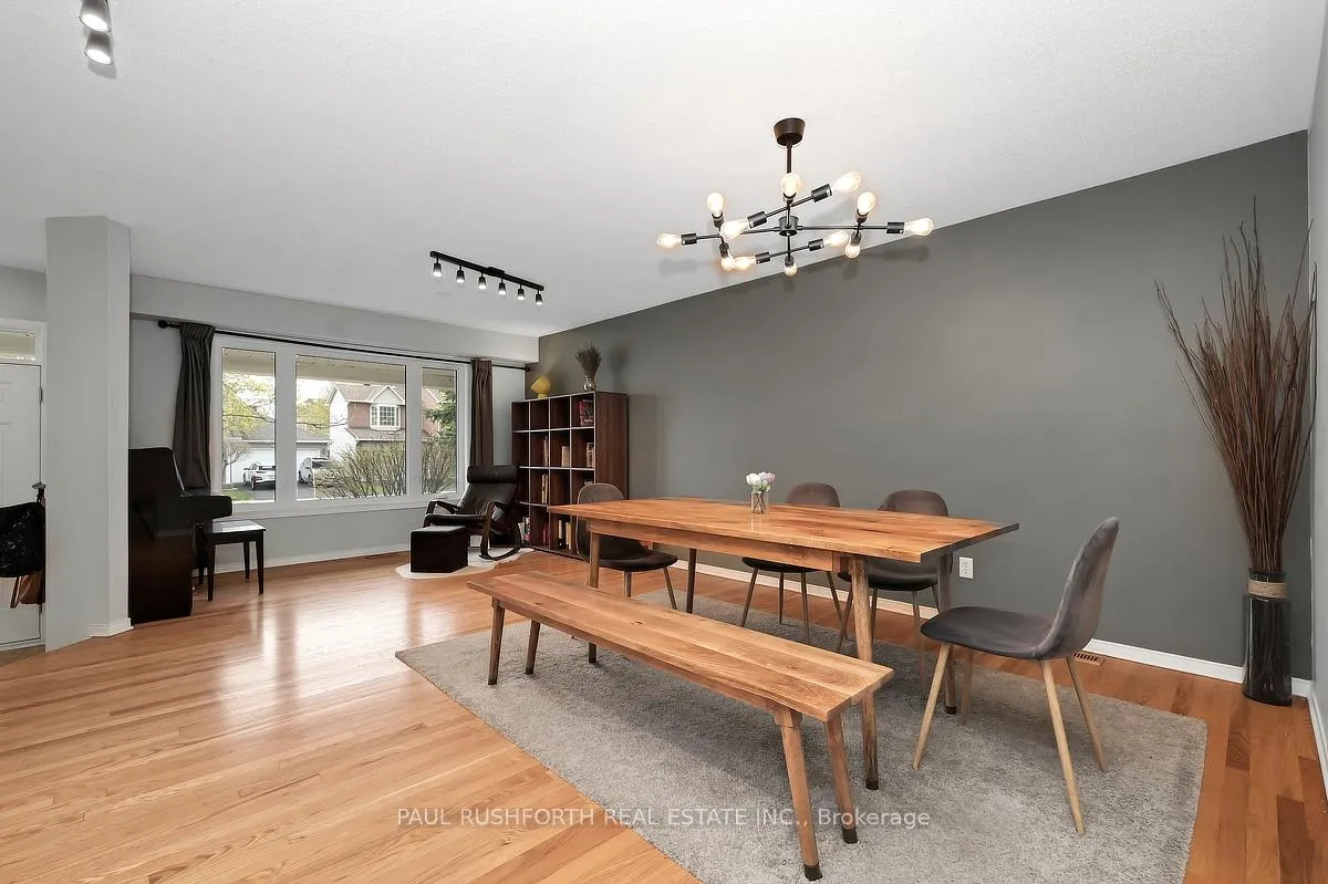 Photo 14 of 2123 Esprit Drive, Ottawa, Avalon East — HOMEH