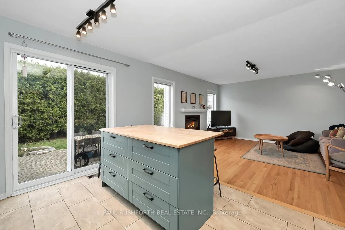 Photo 19 of 2123 Esprit Drive, Ottawa, Avalon East — HOMEH