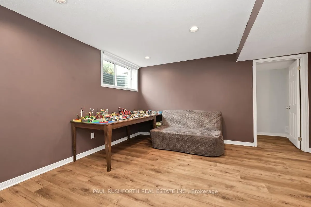 Photo 33 of 2123 Esprit Drive, Ottawa, Avalon East — HOMEH