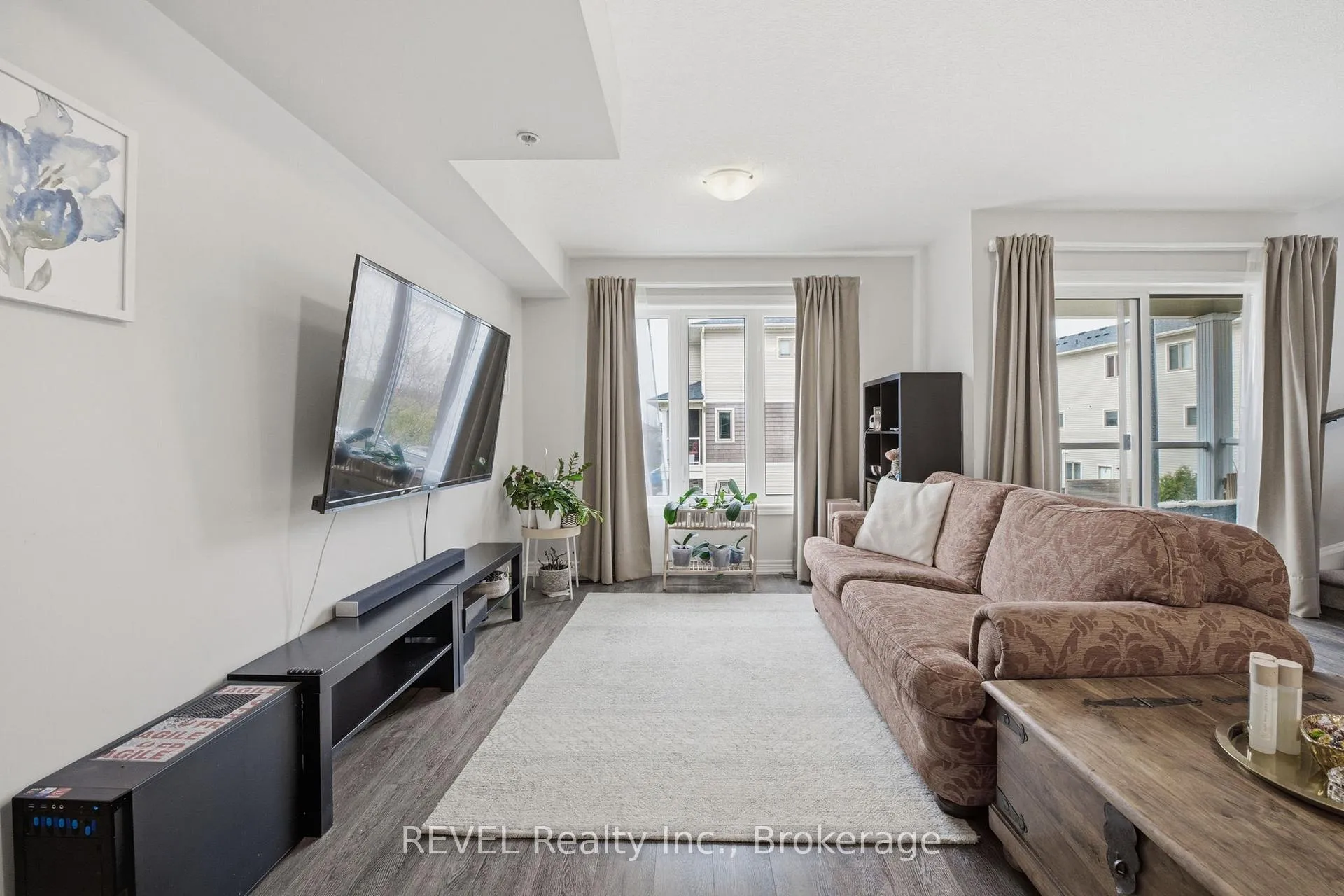Photo 20 of Unit 20, 19 Scarlett Common, St. Catharines, Secord Woods — HOMEH