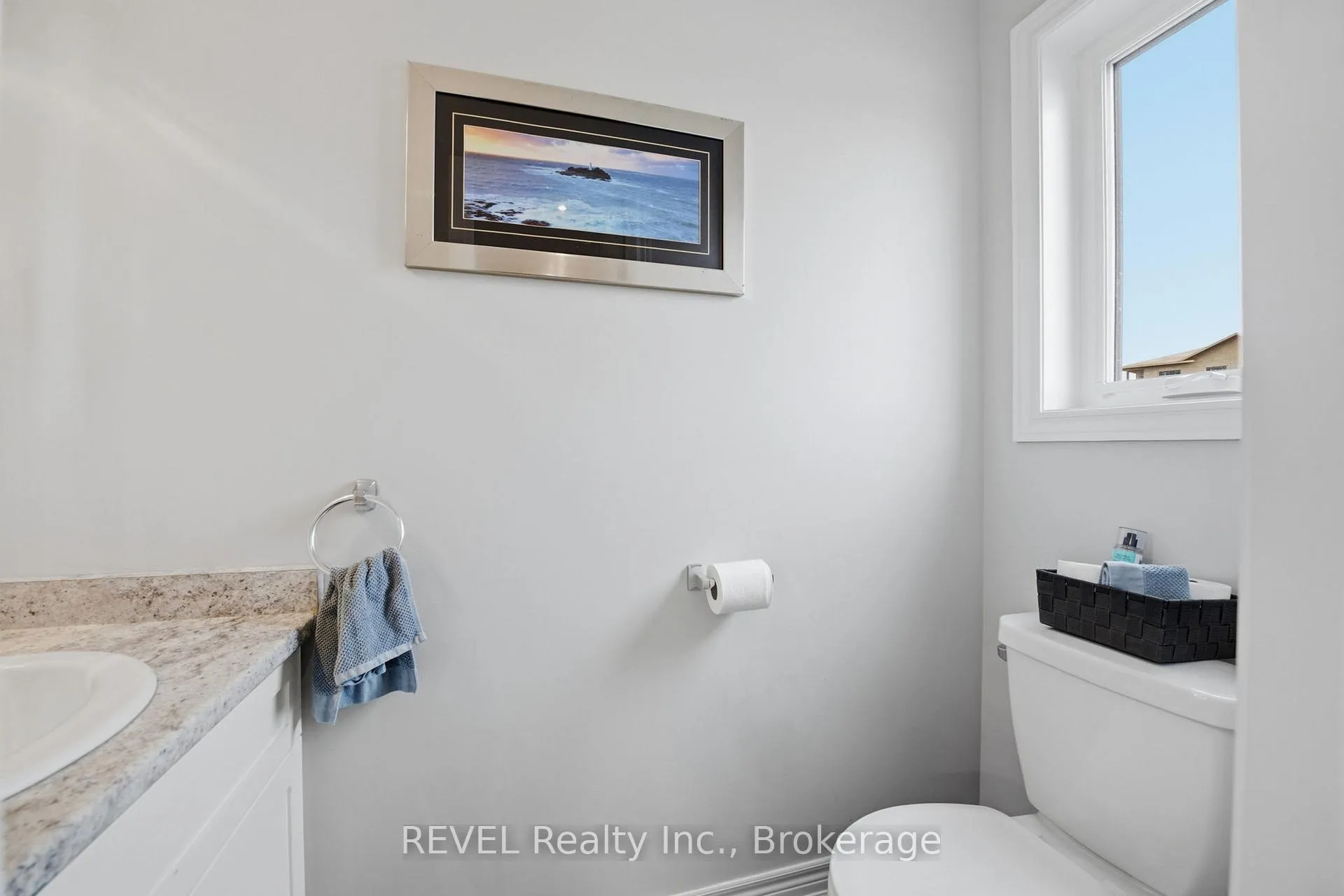 Photo 23 of Unit 20, 19 Scarlett Common, St. Catharines, Secord Woods — HOMEH