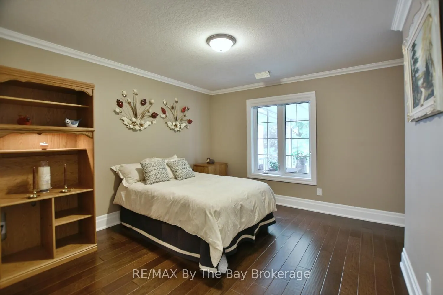Photo 12 of 50 Clover Crescent, Wasaga Beach — HOMEH