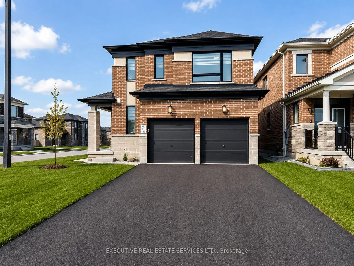 Photo 2 of 4 Brenscombe Road, Brampton, Northwest Brampton — HOMEH