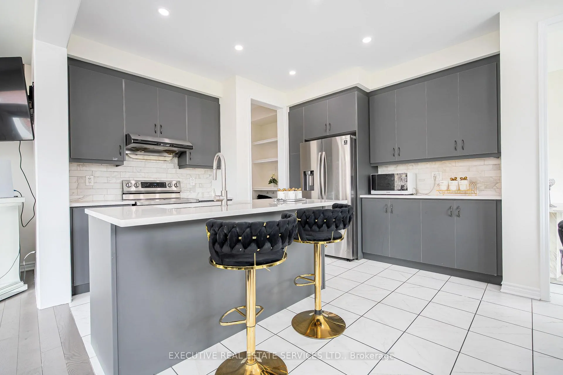 Photo 10 of 4 Brenscombe Road, Brampton, Northwest Brampton — HOMEH