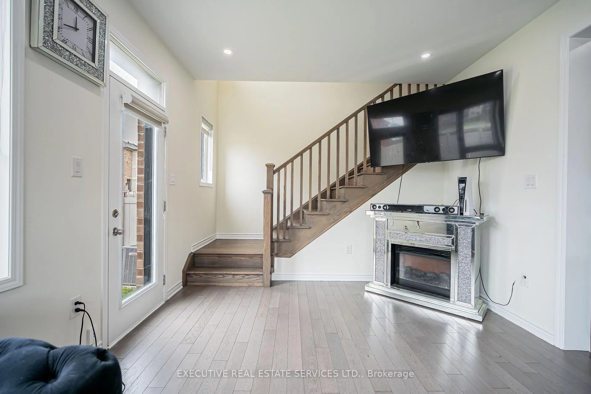 Photo 17 of 4 Brenscombe Road, Brampton, Northwest Brampton — HOMEH