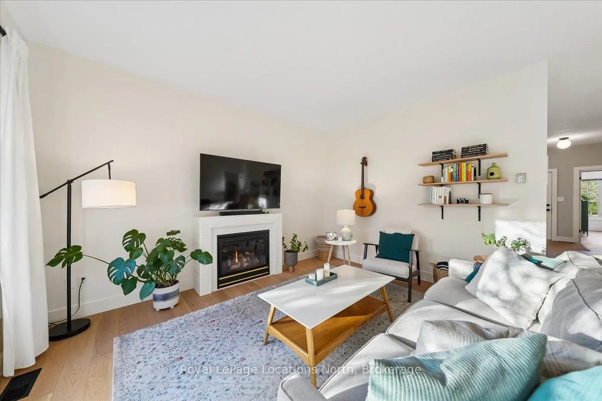 Photo 17 of 32 Alyssa Drive, Collingwood — HOMEH